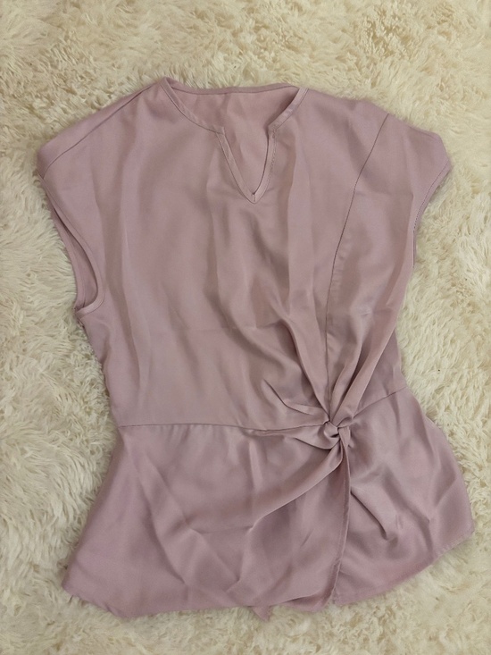 Tops - Satin pink blouse